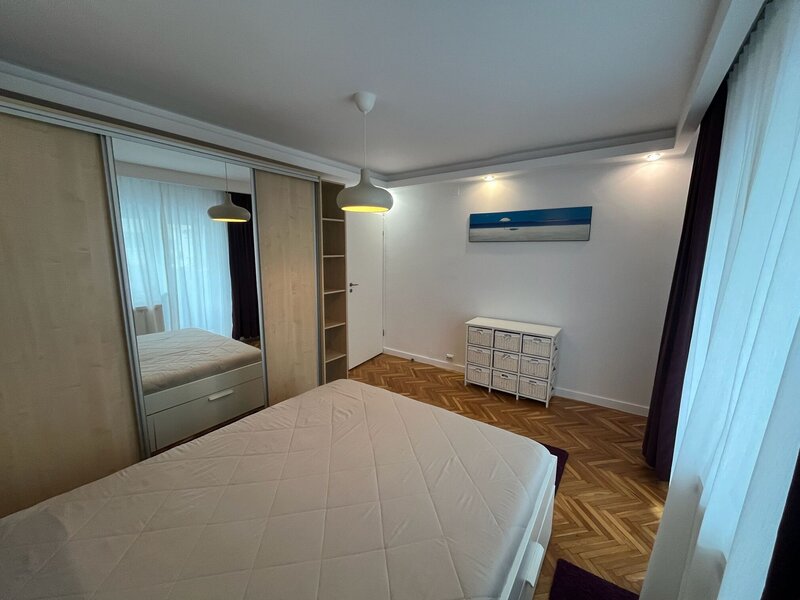Timpuri Noi, Nerva Traian, apartament 3 camere decomandat tip H.